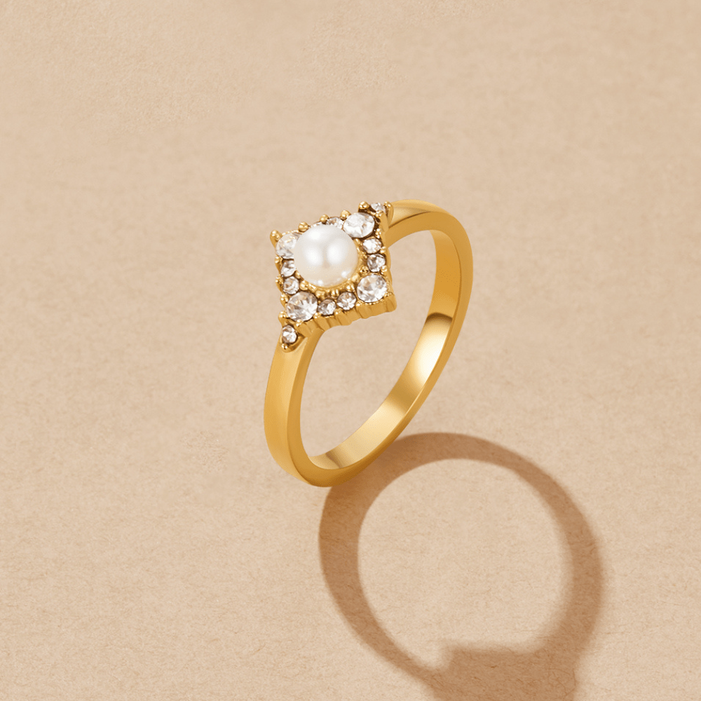 Anillo Eterno de Perla y Cristal